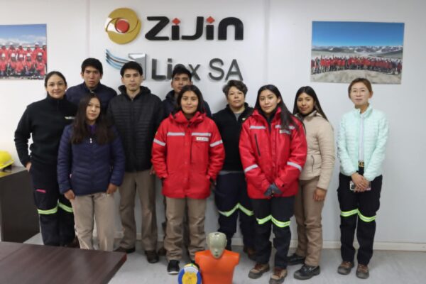 ZIJIN- LIEX FORTALECE SU COMPROMISO CON LA FORMACIÓN TÉCNICA EN FIAMBALÁ.