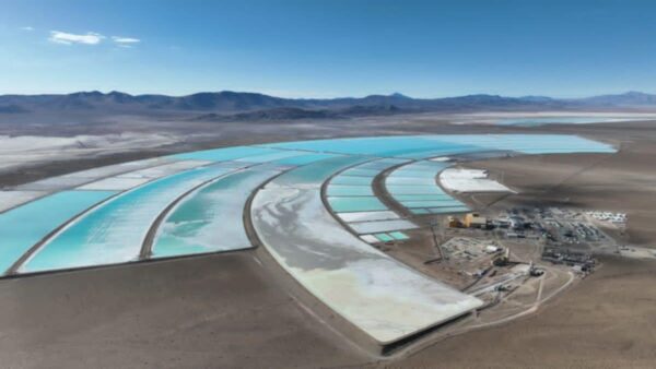 ARGENTINA Y CHINA FIRMAN ACUERDO PARA PRODUCIR 150.000 TONELADAS ANUALES DE LITIO EN SALTA.