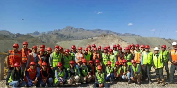 SEGUNDO AÑO DE SEGURIDAD E HIGIENE LABORAL DEL I.E.S. DE SANTA MARÍA VISITARON PROYECTO MARA (ALUMBRERA).