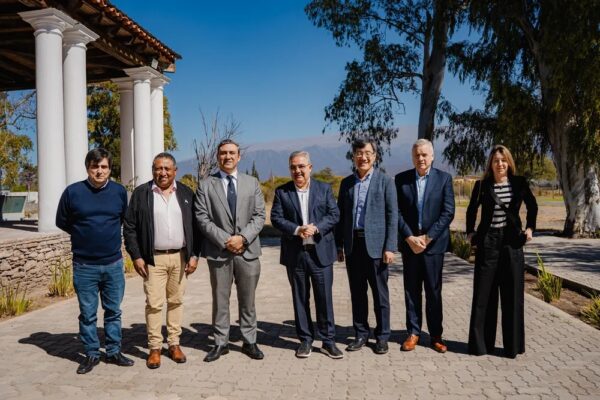 AVANZAN OBRAS DE INFRAESTRUCTURA EN LA PUNA CATAMARQUEÑA CON INVERSIÓN MINERA.