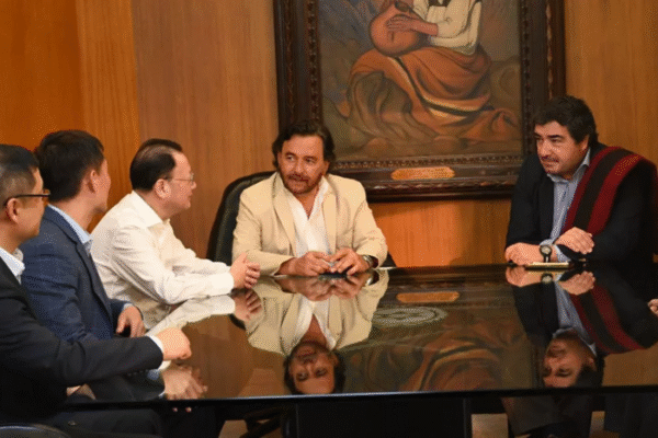 NUEVA INVERSIÓN MILLONARIA EN SALTA: GANFENG LITHIUM DESARROLLARÁ PROYECTO DE LITIO EN POZUELOS–PASTOS GRANDES.