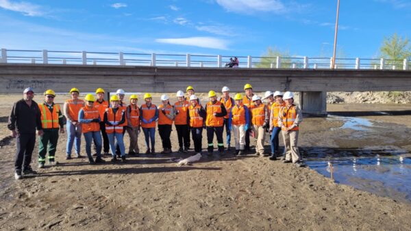 ESTUDIANTES DEL IES SANTA MARÍA REALIZARON PRÁCTICAS DE CAMPO EN MONITOREO AMBIENTAL EN EL RÍO SANTA MARÍA