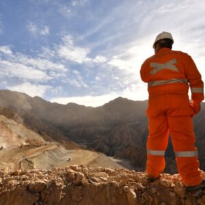 MINEROS DESOCUPADOS SANJUANINOS RECLAMAN UNA LEY 90/10 QUE PRIORICE EL EMPLEO LOCAL.