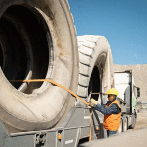 ALUMBRERA COMPLETÓ EL RECICLADO TOTAL DE LOS NEUMÁTICOS MINEROS UTILIZADOS EN SU OPERACIÓN.