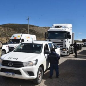 MINERÍA EN SANTA CRUZ: CONTROLES POR LA LEY 90/10 DETECTAN MÁS DE MIL FORÁNEOS.