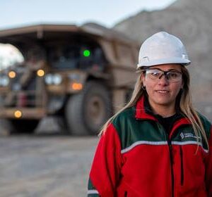 AOMA IMPULSA LA IGUALDAD DE GÉNERO EN MINERÍA CON EL PRIMER FORO DE MUJERES MINERAS EN SANTA CRUZ.