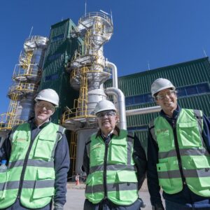 VISITA OFICIAL AL SALAR DEL HOMBRE MUERTO: RÍO TINTO RECIBIÓ A RAÚL JALIL Y EMBAJADOR DEL REINO UNIDO.