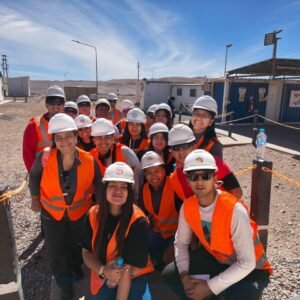 VISITA EDUCATIVA DE ESTUDIANTES DE MINERÍA A LA MINA LINDERO.