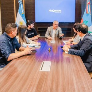 EL GOBERNADOR RAUL JALIL SE REUNIÓ CON UNA EMPRESA DE ANDALGALÁ PARA FORTALECER LA MINERÍA LOCAL.