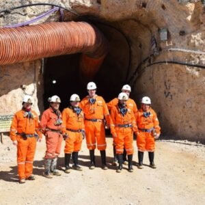 SANTA CRUZ DEBATE EL CUPO DEL 90% DE EMPLEO LOCAL EN LA MINERÍA Y SU VIABILIDAD REAL.