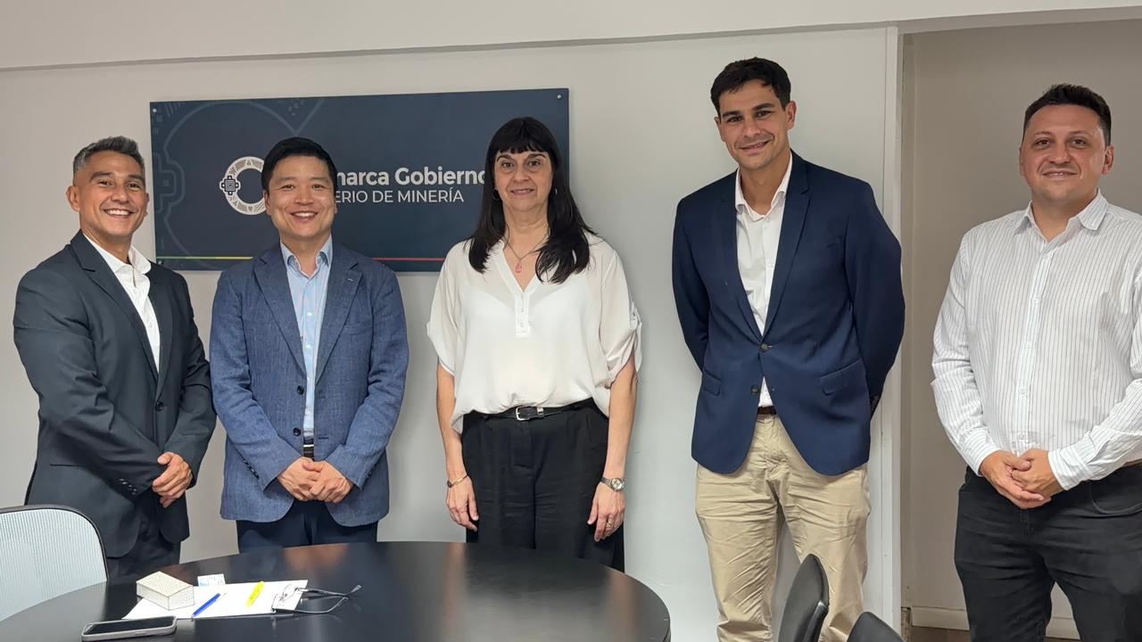 AVANZAN LAS GESTIONES PARA LA PUESTA EN MARCHA DEL PROYECTO SAL DE ORO EN CATAMARCA.