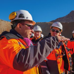 VELADERO RECIBIÓ AL PRESIDENTE DE BARRICK PARA EVALUAR AVANCES OPERATIVOS.