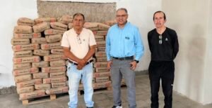 LA MINERA MARA ASISTE CON MATERIALES DE OBRA AL COMPLEJO POLICIAL DE SANTA MARÍA