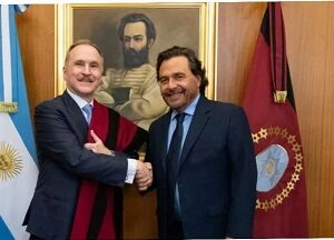 SÁENZ Y EL EMBAJADOR DE EE.UU. ANALIZARON EL POTENCIAL MINERO Y EDUCATIVO DE SALTA