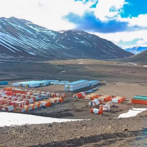 MCEWEN COPPER AVANZA EN LA BÚSQUEDA DE FINANCIAMIENTO PARA IMPULSAR EL PROYECTO LOS AZULES EN SAN JUAN.