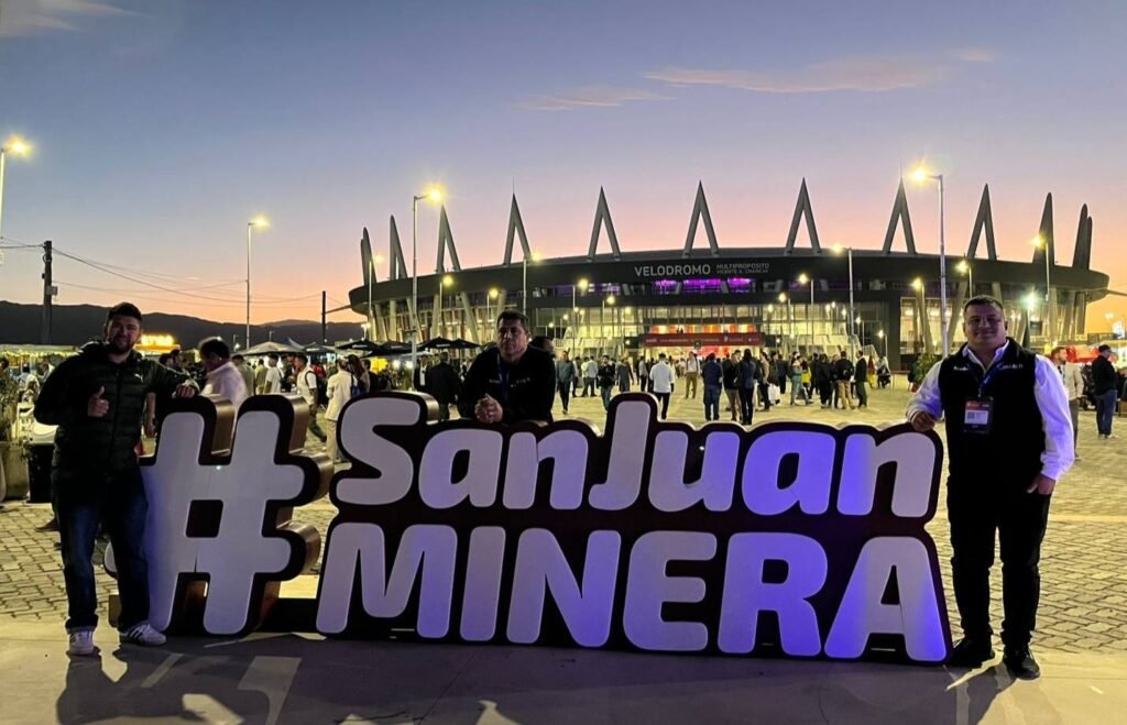 LA CÁMARA DE PRODUCCIÓN, PROVISIÓN Y SERVICIOS MINEROS DEL DEPARTAMENTO TINOGASTA PARTICIPÓ DE LA EXPO MINERA DE SAN JUAN.
