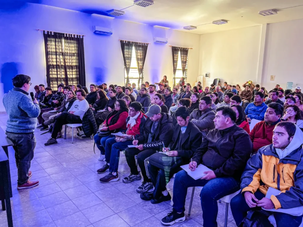 SALTA CAPACITÓ A EMPRENDEDORES PARA CONVERTIRSE EN PROVEEDORES DE LA INDUSTRIA MINERA.