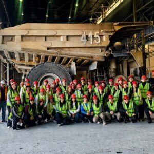 Alumnos del Instituto de Ciencias Empresariales