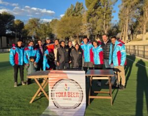 EMPRESAS PROVEEDORAS DE LA MINERÍA RESPALDAN EL DESARROLLO DEL HOCKEY EN SANTA MARÍA.