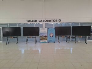 MARA ENTREGÓ EQUIPAMIENTO TECNOLÓGICO AL IES DE SANTA MARÍA PARA MEJORAR LA FORMACIÓN ACADÉMICA.