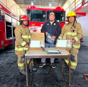 YOKABEER SERVICIOS MINEROS DONÓ DOS ANTENAS STARLINK A LOS BOMBEROS VOLUNTARIOS DE SANTA MARÍA.