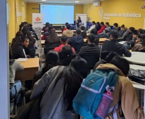 MÁS DE 100 JÓVENES DE HUALFÍN SE CAPACITARON EN ACTIVIDAD Y SEGURIDAD MINERA.