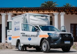 INVERSIÓN MINERA: FIAMBALÁ RECIBIÓ UNA AMBULANCIA 4X4 CON FONDOS DEL FIDEICOMISO MINERO.