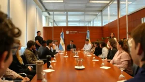 DIECISIETE ESTUDIANTES DE LA UNSJ INICIARON SUS PRÁCTICAS PROFESIONALIZANTES EN EL MINISTERIO DE MINERÍA DE SAN JUAN.